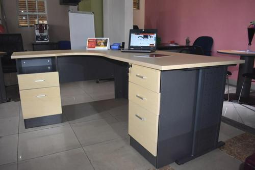 Unity-Reception-Desk-With-Drawers